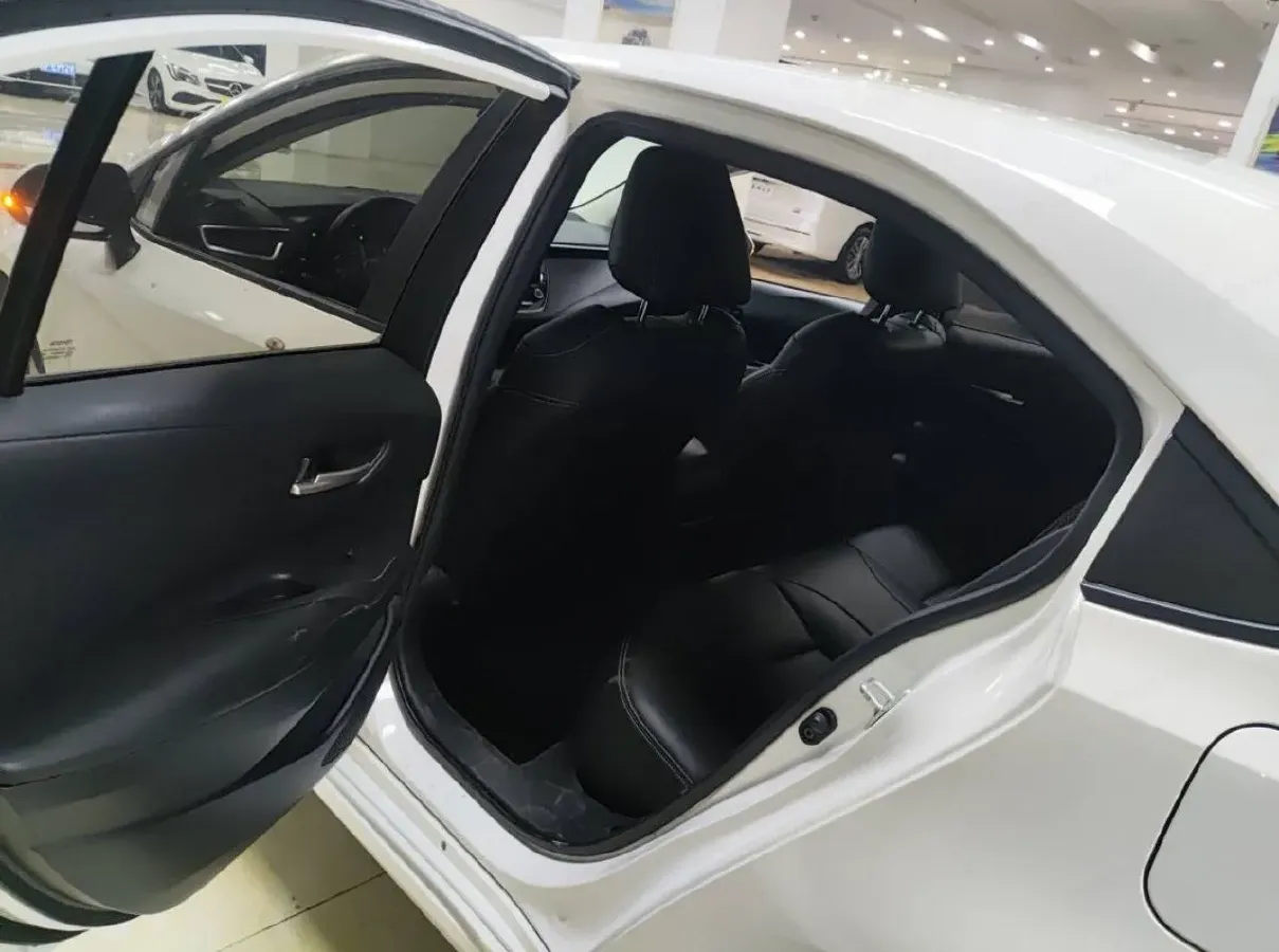 2021 Toyota Corolla 1.2T 116HP L4 CVT,autocango,china used car exporter,china ev exporter,chinese used car exporter,chinese used ev exporter