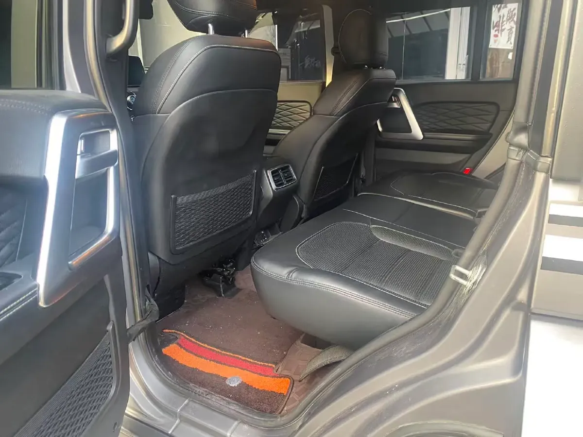 2021 Beijing BJ40 2.0T 224HP L4 8AT,autocango,china used car exporter,china ev exporter,chinese used car exporter,chinese used ev exporter