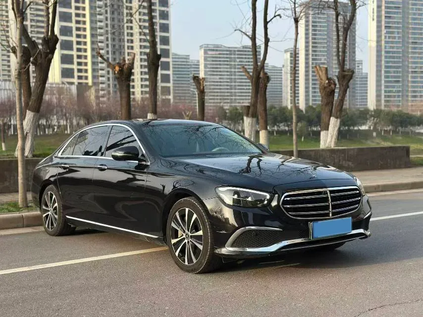2022 Mercedes-Benz E Class 2.0T 211HP L4 9AT PHEV 25.4KWH,autocango,china used car exporter,china ev exporter,chinese used car exporter,chinese used ev exporter