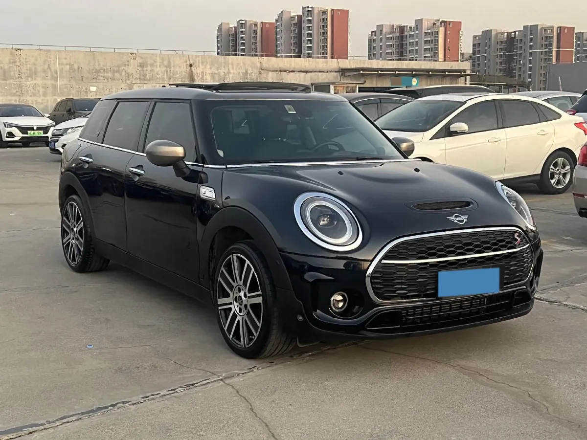 2022 MINI CLUBMAN 2.0T 192HP L4 7DCT,autocango,china used car exporter,china ev exporter,chinese used car exporter,chinese used ev exporter