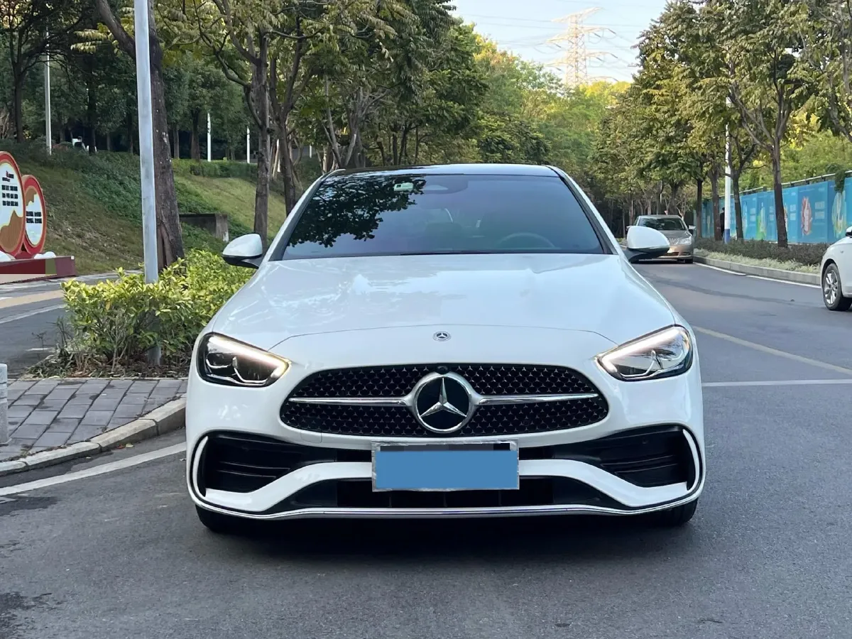 2024 Mercedes-Benz C Class 1.5T 204HP L4 9AT,autocango,china used car exporter,china ev exporter,chinese used car exporter,chinese used ev exporter