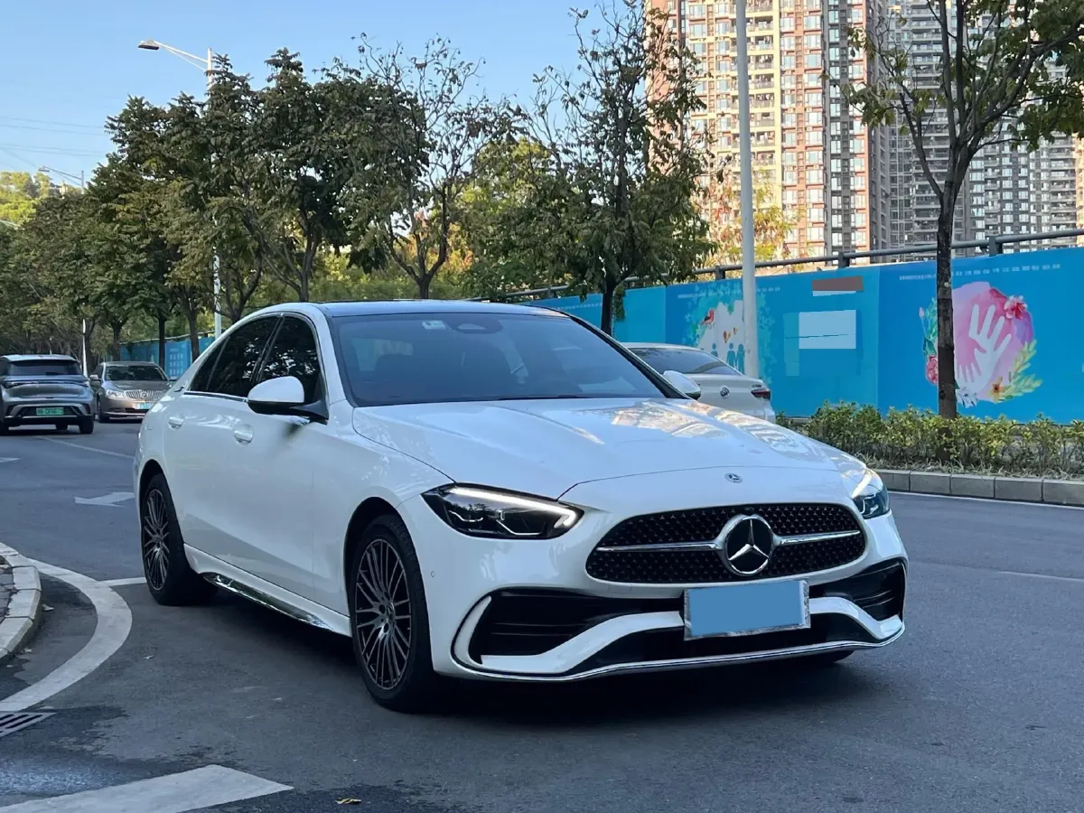 2024 Mercedes-Benz C Class 1.5T 204HP L4 9AT,autocango,china used car exporter,china ev exporter,chinese used car exporter,chinese used ev exporter