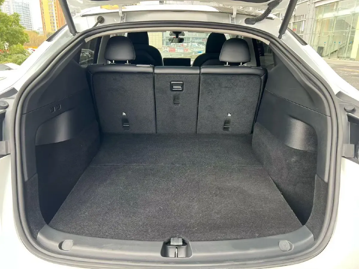 2022 Tesla Model Y BEV 60KWH,autocango,china used car exporter,china ev exporter,chinese used car exporter,chinese used ev exporter