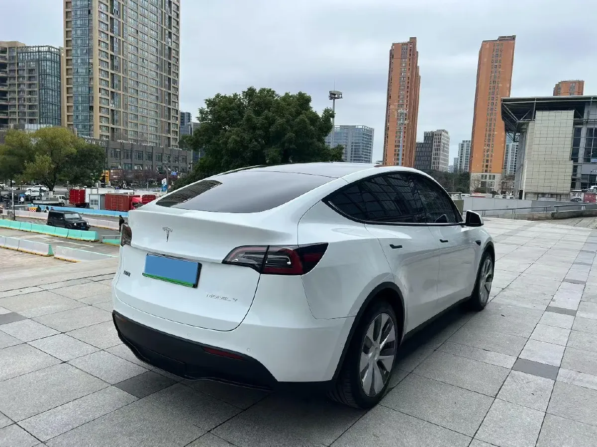 2022 Tesla Model Y BEV 60KWH,autocango,china used car exporter,china ev exporter,chinese used car exporter,chinese used ev exporter