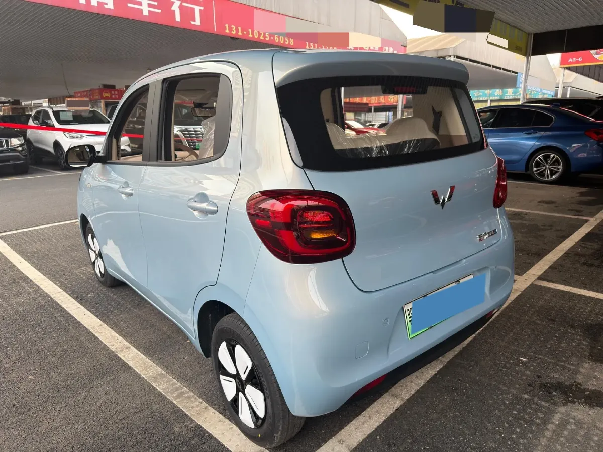 2025 WuLing HongGuang MINI EV BEV 16.2KWH,autocango,china used car exporter,china ev exporter,chinese used car exporter,chinese used ev exporter