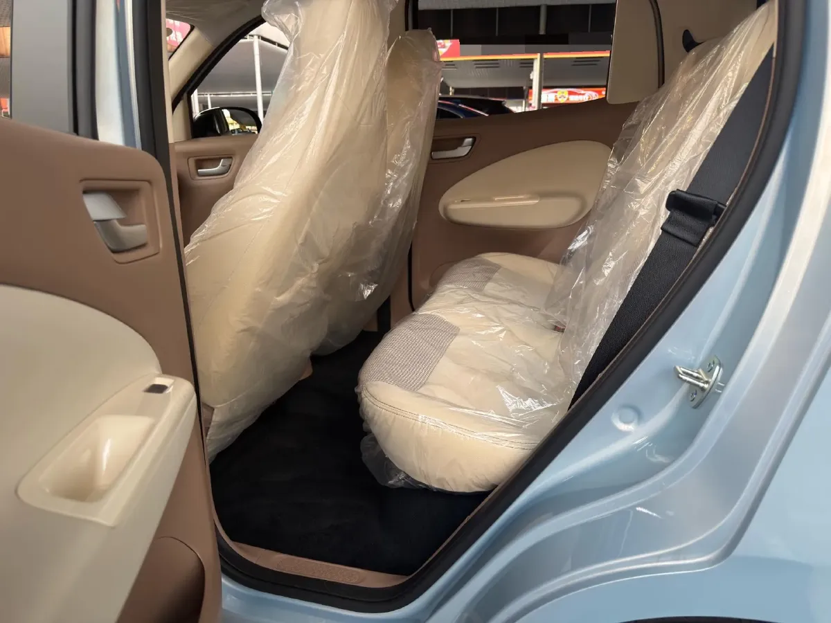 2025 WuLing HongGuang MINI EV BEV 16.2KWH,autocango,china used car exporter,china ev exporter,chinese used car exporter,chinese used ev exporter