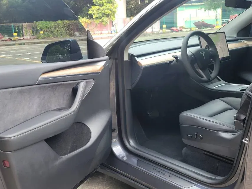 2021 Tesla Model Y BEV 76.8KWH,autocango,china used car exporter,china ev exporter,chinese used car exporter,chinese used ev exporter