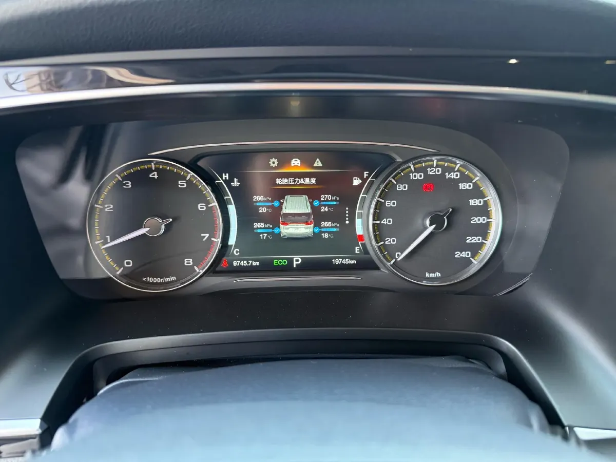 2023 GAC Trumpchi M8 2.0T 252HP L4 8AT,autocango,china used car exporter,china ev exporter,chinese used car exporter,chinese used ev exporter