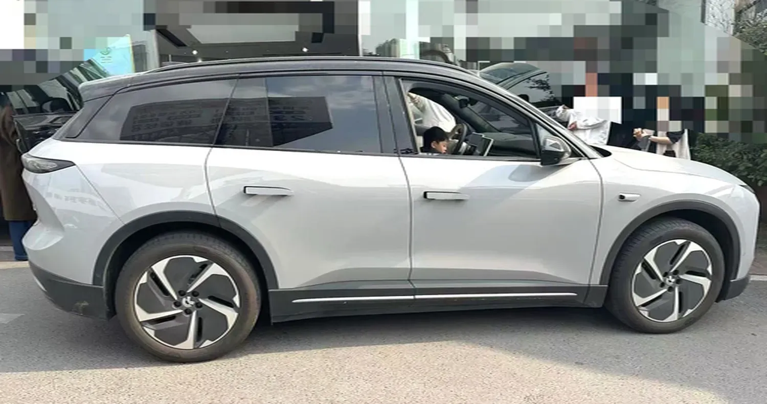 2024 NIO ES6 BEV 75KWH,autocango,china used car exporter,china ev exporter,chinese used car exporter,chinese used ev exporter