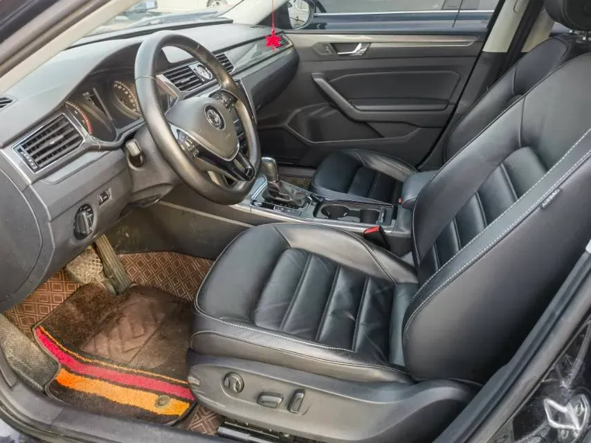 2017 Volkswagen Passat 1.8T 180HP L4 7DCT,autocango,china used car exporter,china ev exporter,chinese used car exporter,chinese used ev exporter