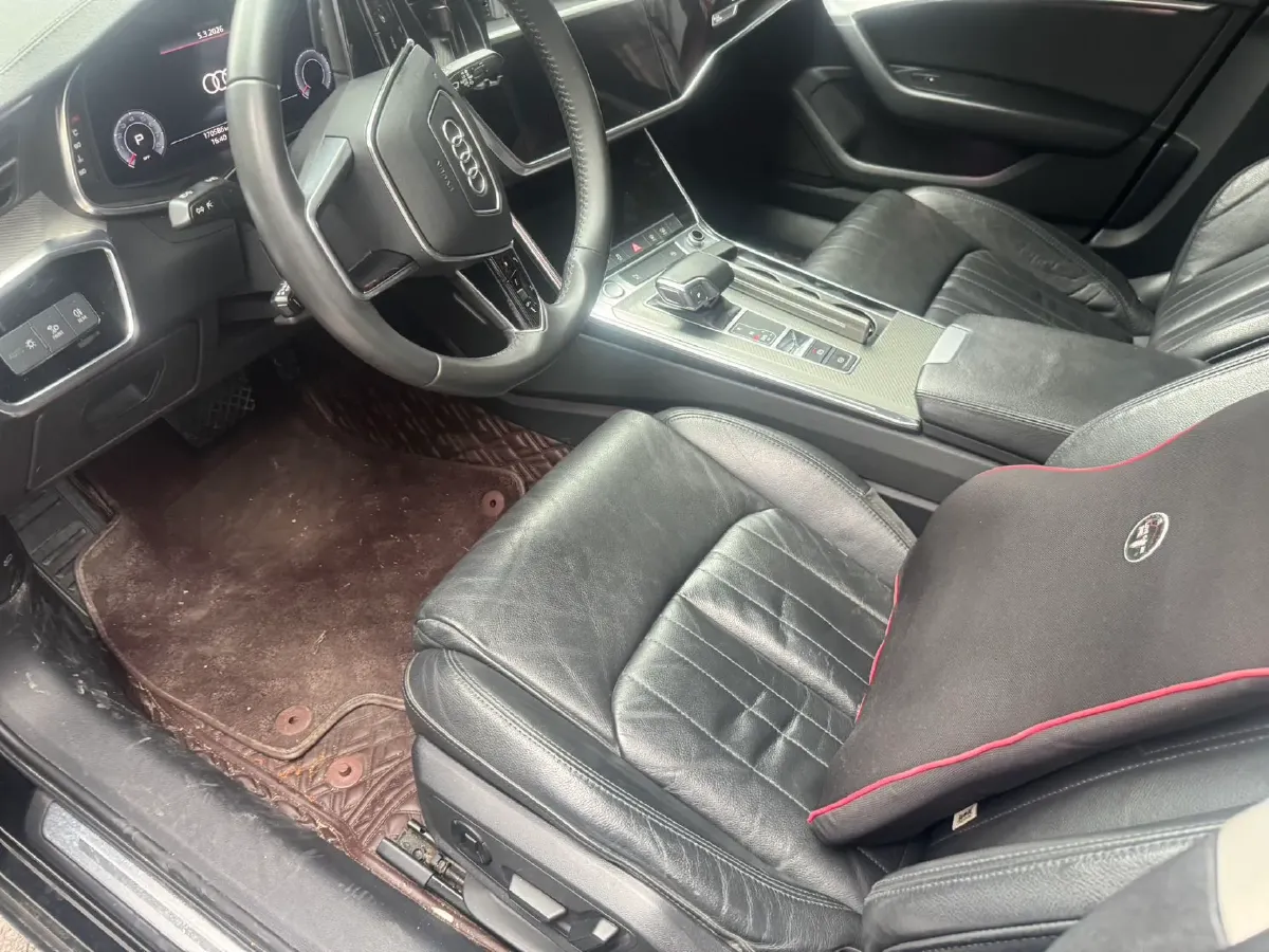 2020 Audi A6L 2.0T 224HP L4 7DCT,autocango,china used car exporter,china ev exporter,chinese used car exporter,chinese used ev exporter