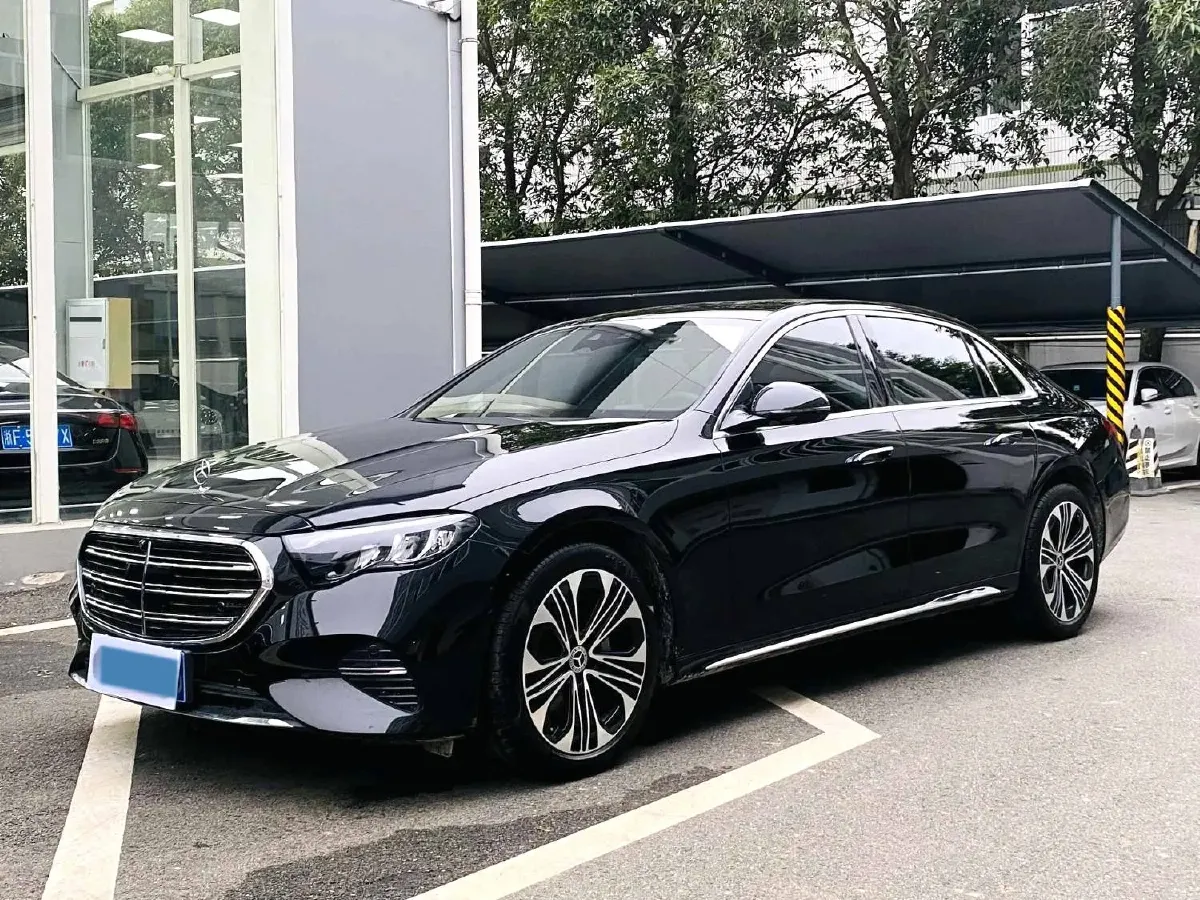 2025 Mercedes-Benz E Class 2.0T 258HP L4 9AT,autocango,china used car exporter,china ev exporter,chinese used car exporter,chinese used ev exporter