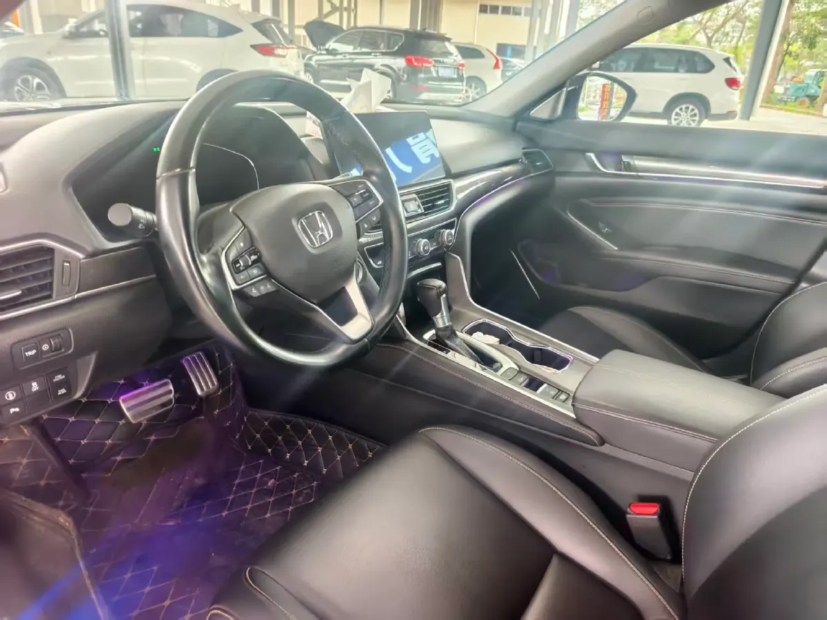 2022 Honda Accord 1.5T 194HP L4 CVT,autocango,china used car exporter,china ev exporter,chinese used car exporter,chinese used ev exporter