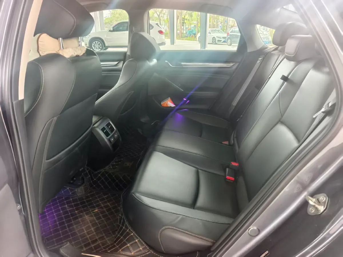 2022 Honda Accord 1.5T 194HP L4 CVT,autocango,china used car exporter,china ev exporter,chinese used car exporter,chinese used ev exporter