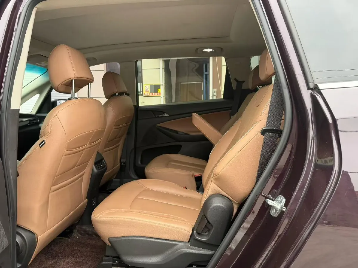 2021 Buick GL6 1.3T 163HP L3 6AT,autocango,china used car exporter,china ev exporter,chinese used car exporter,chinese used ev exporter