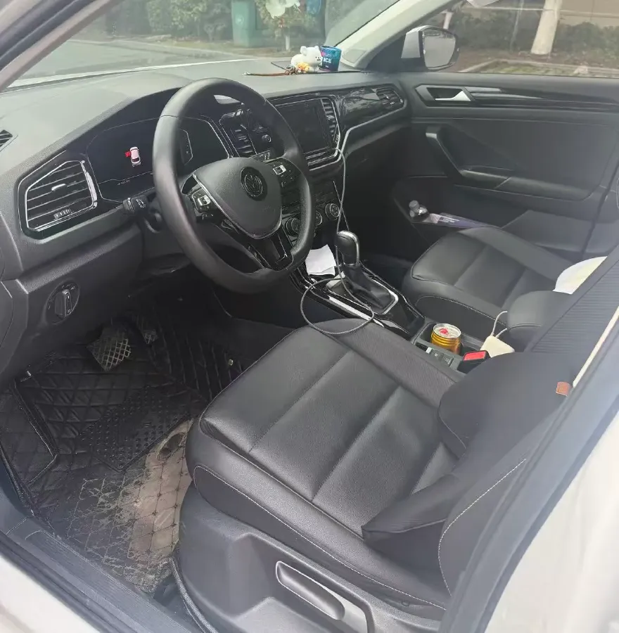 2020 Volkswagen T-Roc 1.4T 150HP L4 7DCT,autocango,china used car exporter,china ev exporter,chinese used car exporter,chinese used ev exporter