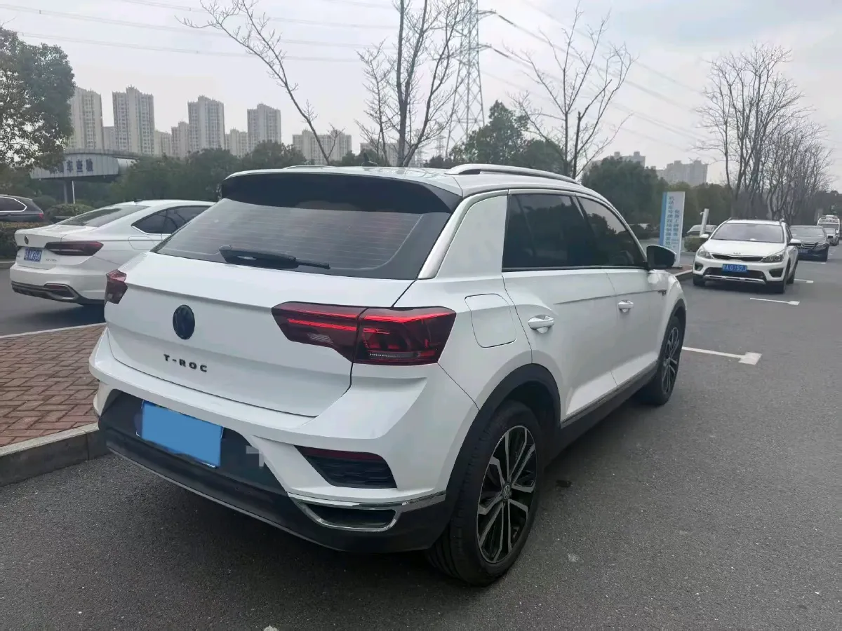 2020 Volkswagen T-Roc 1.4T 150HP L4 7DCT,autocango,china used car exporter,china ev exporter,chinese used car exporter,chinese used ev exporter