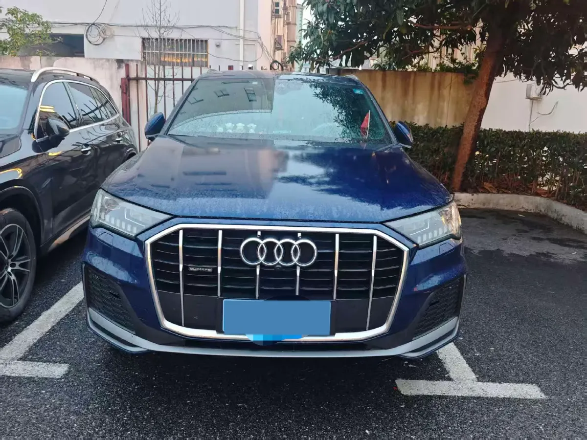 2020 Audi Q7 2.0T 245HP L4 8AT,autocango,china used car exporter,china ev exporter,chinese used car exporter,chinese used ev exporter