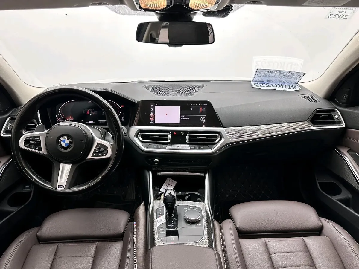 2021 BMW 3 Series 2.0T 184HP L4 8AT,autocango,china used car exporter,china ev exporter,chinese used car exporter,chinese used ev exporter