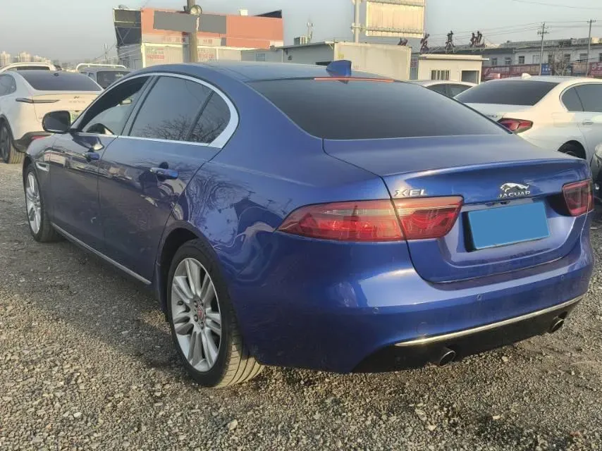 2019 Land Rover Discovery Sport 2.0T 200HP L4 9AT,autocango,china used car exporter,china ev exporter,chinese used car exporter,chinese used ev exporter