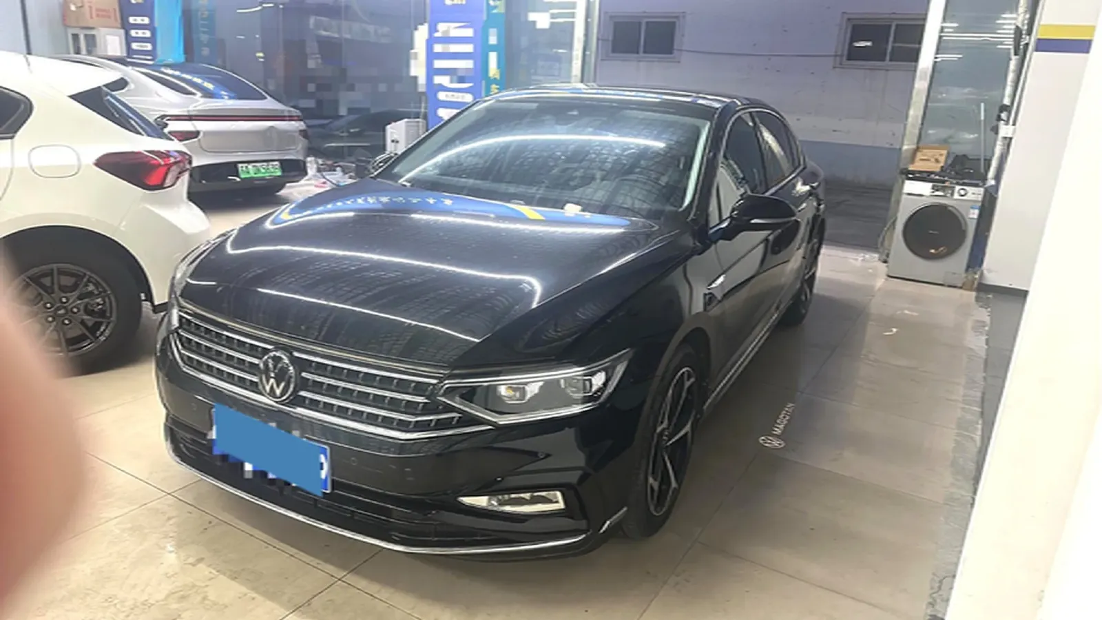 2023 Volkswagen Magotan 2.0T 186HP L4 7DCT,autocango,china used car exporter,china ev exporter,chinese used car exporter,chinese used ev exporter