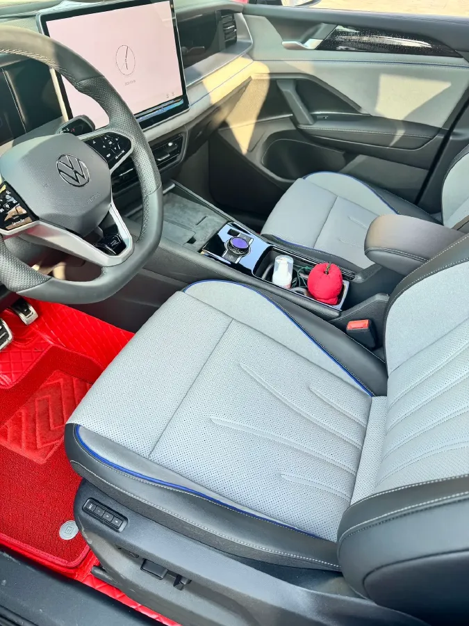 2025 Volkswagen Tayron 2.0T 220HP L4 7DCT,autocango,china used car exporter,china ev exporter,chinese used car exporter,chinese used ev exporter