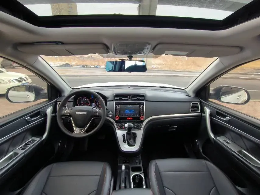 2018 Haval M6 1.5T 150HP L4 7DCT,autocango,china used car exporter,china ev exporter,chinese used car exporter,chinese used ev exporter