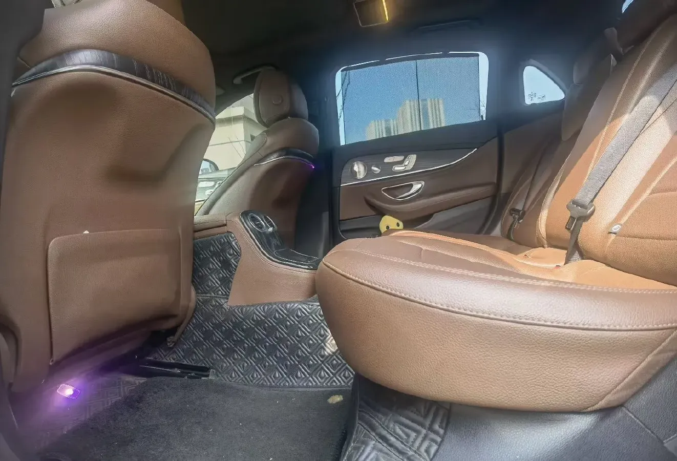 2021 Mercedes-Benz E Class 2.0T 258HP L4 9AT,autocango,china used car exporter,china ev exporter,chinese used car exporter,chinese used ev exporter