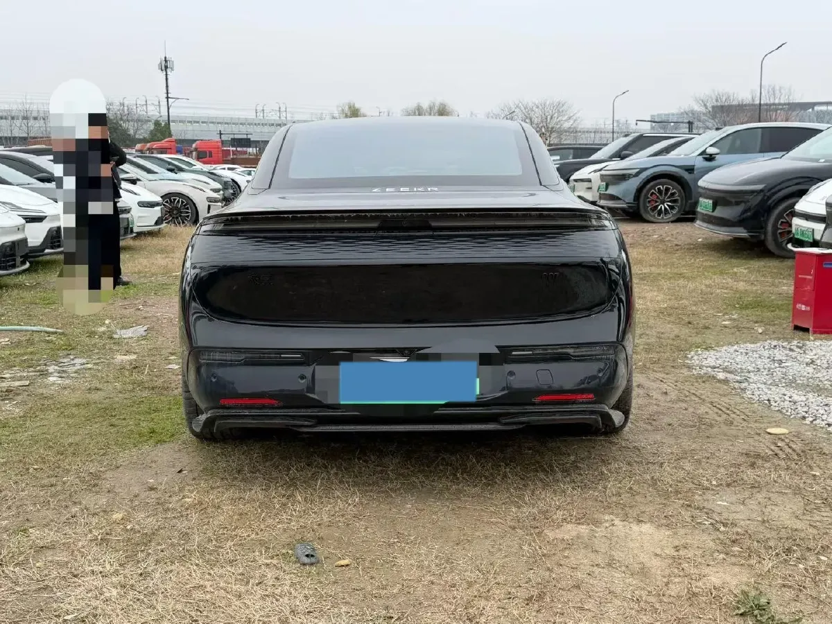 2025 Zeekr 007 BEV 100KWH,autocango,china used car exporter,china ev exporter,chinese used car exporter,chinese used ev exporter