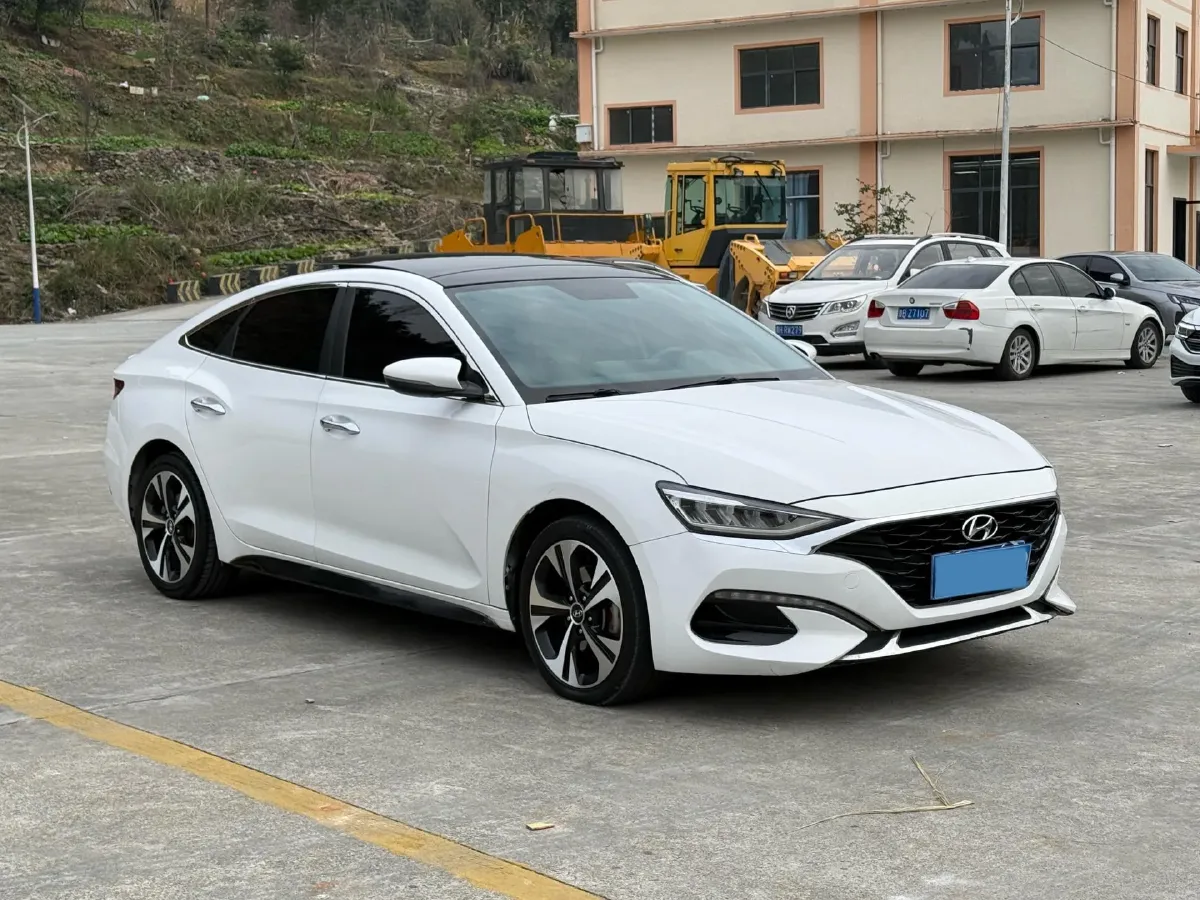 2019 Hyundai La Festa 1.6T 204HP L4 7DCT,autocango,china used car exporter,china ev exporter,chinese used car exporter,chinese used ev exporter