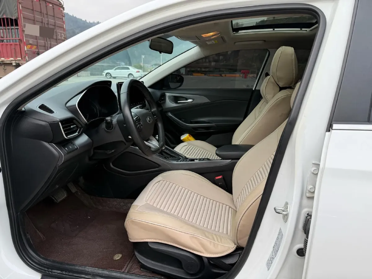 2019 Hyundai La Festa 1.6T 204HP L4 7DCT,autocango,china used car exporter,china ev exporter,chinese used car exporter,chinese used ev exporter