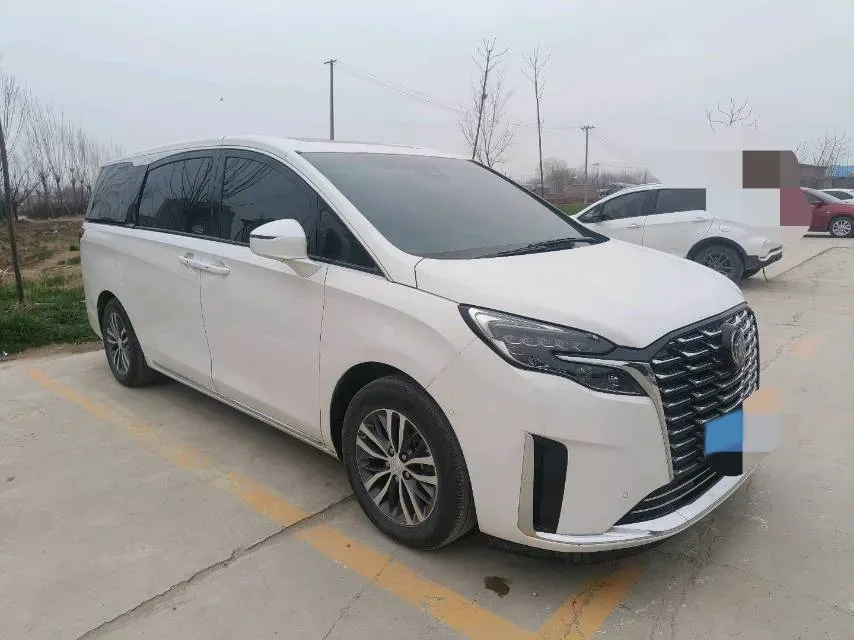 2023 Buick GL8 2.0T 237HP L4 9AT,autocango,china used car exporter,china ev exporter,chinese used car exporter,chinese used ev exporter