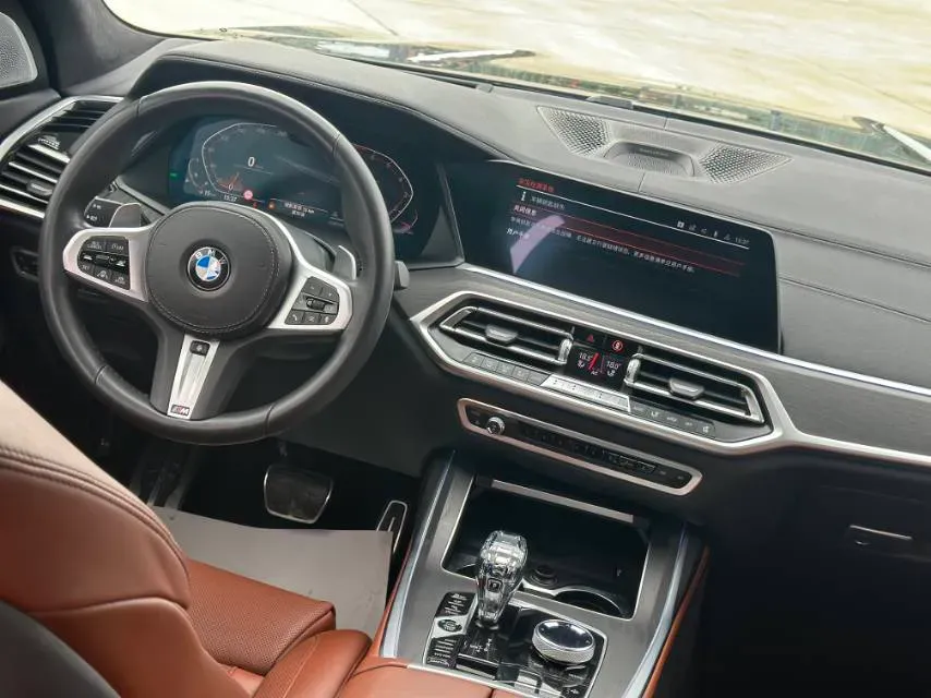 2020 BMW X7 3.0T 340HP L6 8AT,autocango,china used car exporter,china ev exporter,chinese used car exporter,chinese used ev exporter