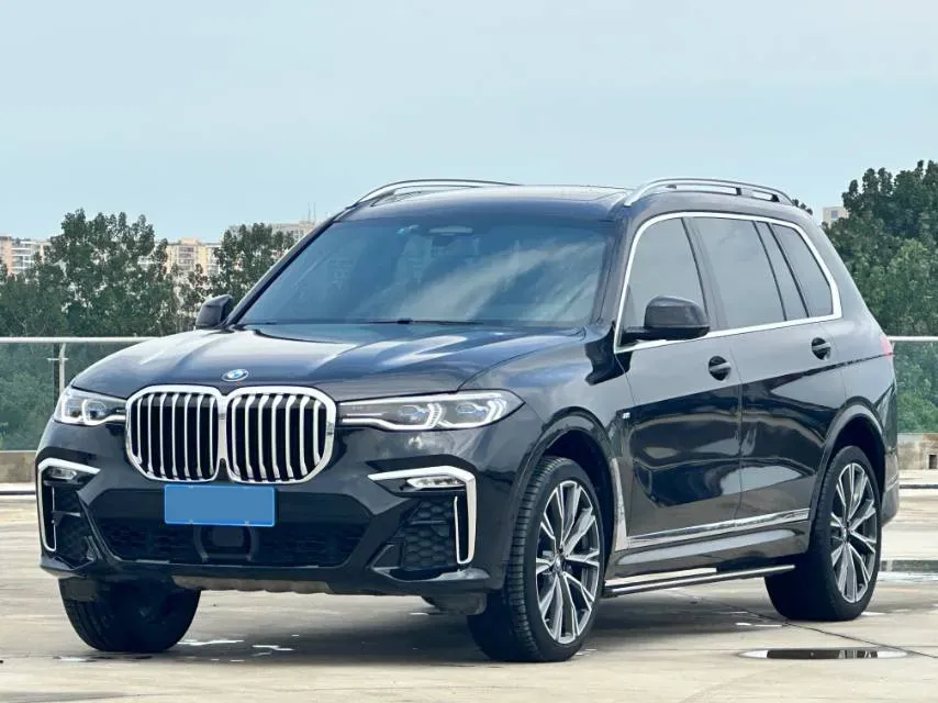 2020 BMW X7 3.0T 340HP L6 8AT,autocango,china used car exporter,china ev exporter,chinese used car exporter,chinese used ev exporter