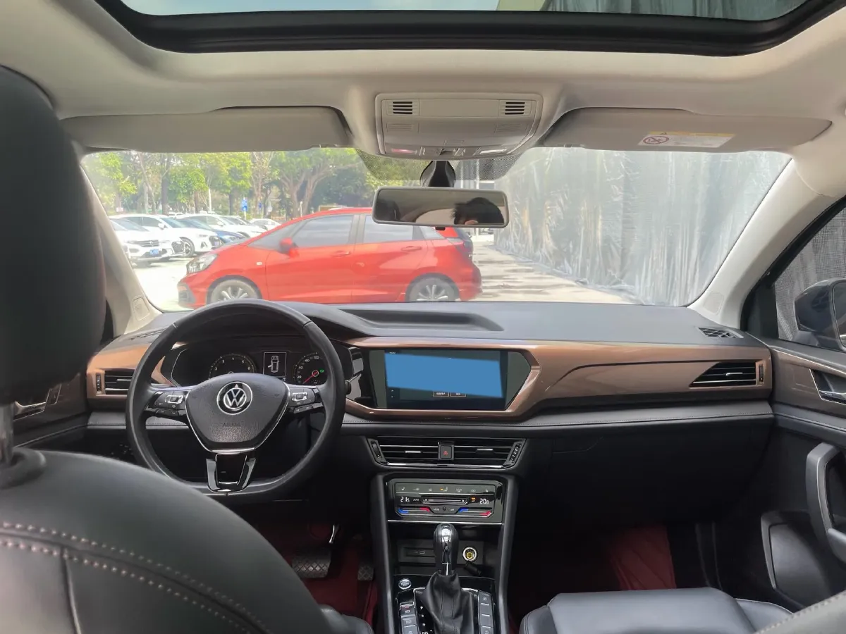 2021 Volkswagen Tharu 1.4T 150HP L4 7DCT,autocango,china used car exporter,china ev exporter,chinese used car exporter,chinese used ev exporter