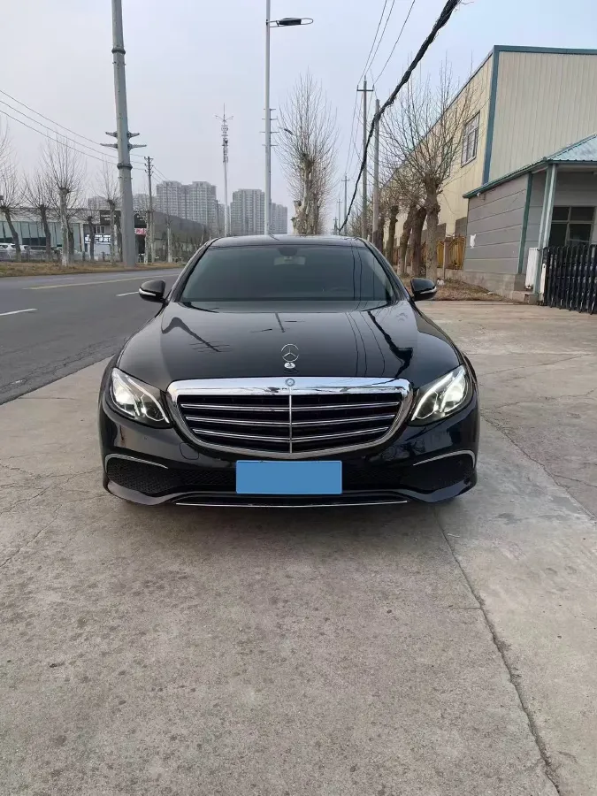 2020 Mercedes-Benz E Class 1.5T 184HP L4 9AT,autocango,china used car exporter,china ev exporter,chinese used car exporter,chinese used ev exporter