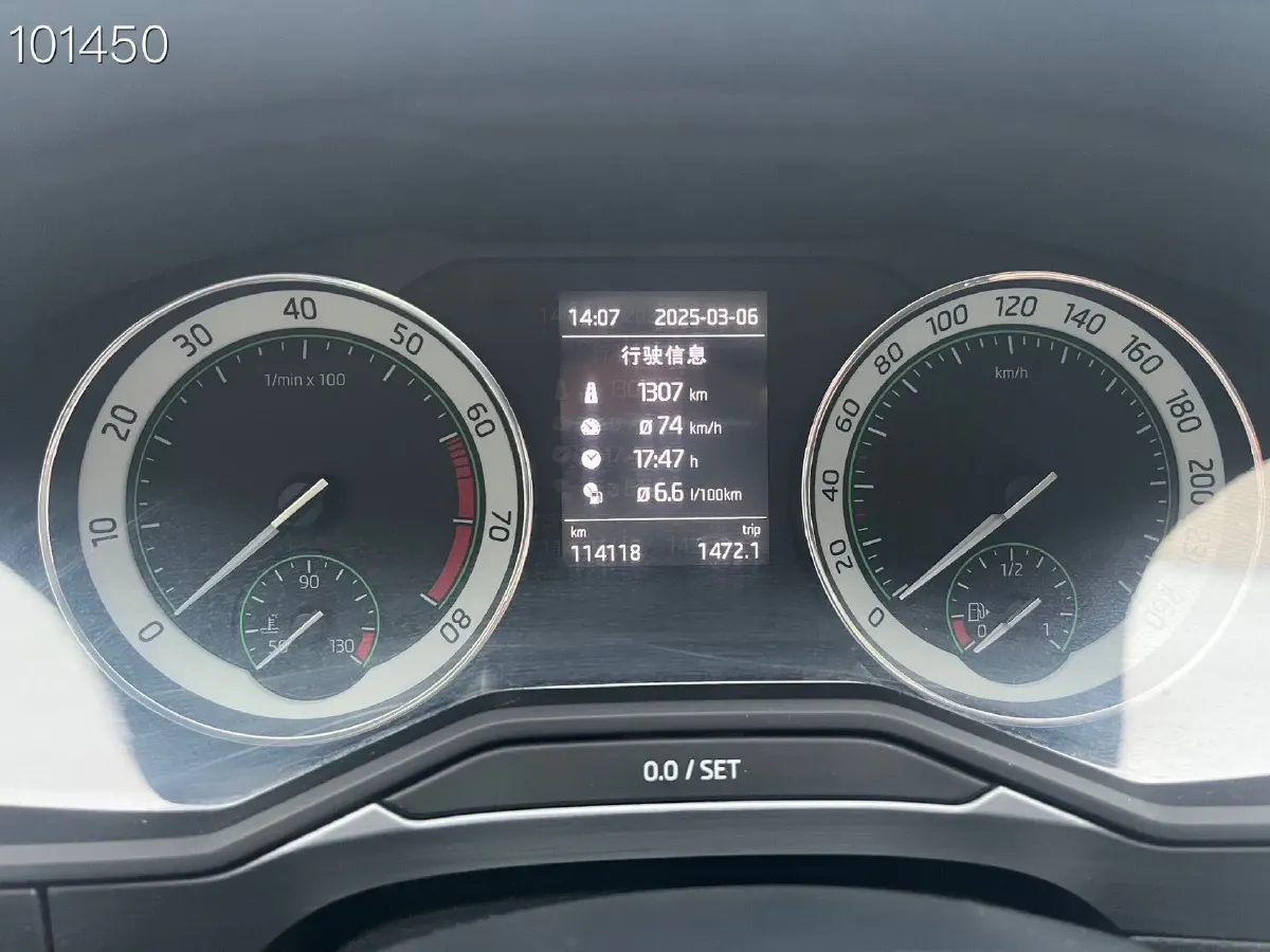 2018 Skoda Superb 1.8T 180HP L4 7DCT,autocango,china used car exporter,china ev exporter,chinese used car exporter,chinese used ev exporter