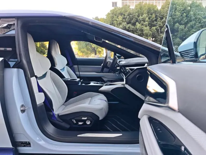 2023 HiPhi Z BEV 120KWH,autocango,china used car exporter,china ev exporter,chinese used car exporter,chinese used ev exporter