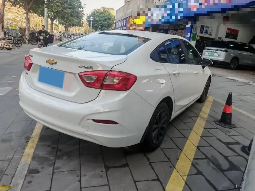 2018 Chevrolet Cruze 1.5L 114HP L4 6AT,autocango,china used car exporter,china ev exporter,chinese used car exporter,chinese used ev exporter