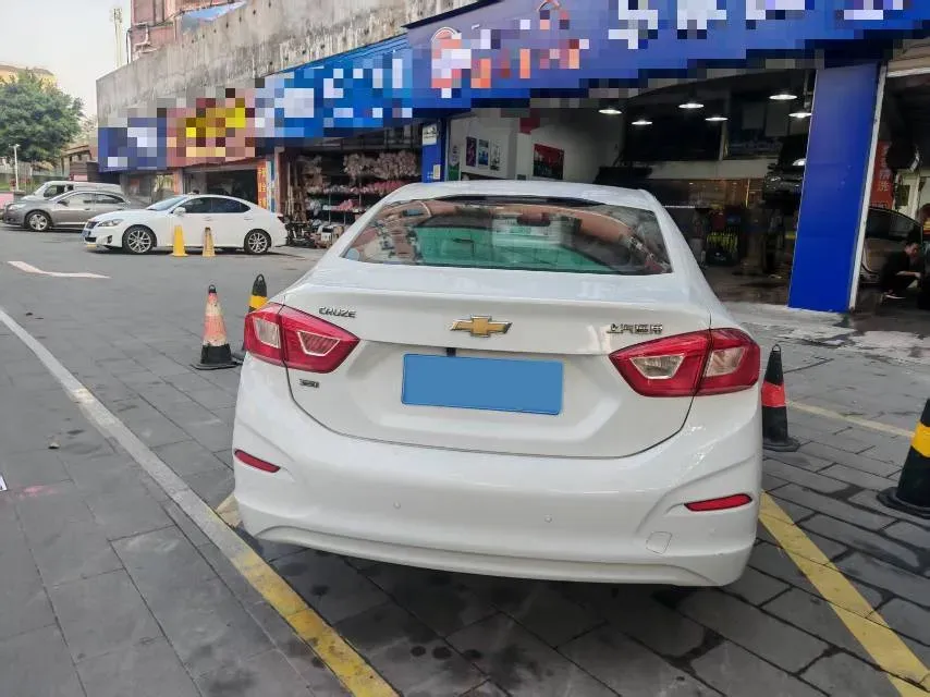 2018 Chevrolet Cruze 1.5L 114HP L4 6AT,autocango,china used car exporter,china ev exporter,chinese used car exporter,chinese used ev exporter