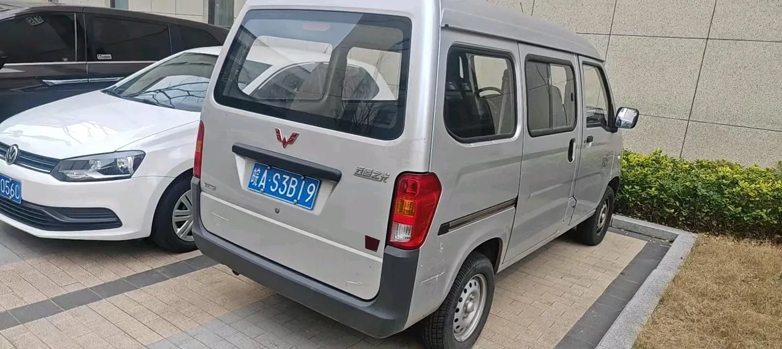 2023 WuLing ZhiGuang 1.5L 102HP L4 5MT,autocango,china used car exporter,china ev exporter,chinese used car exporter,chinese used ev exporter