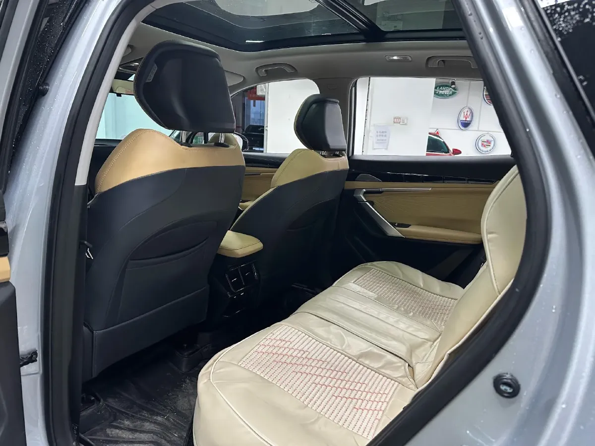 2023 Geely StarRay 1.5T 181HP L4 7DCT,autocango,china used car exporter,china ev exporter,chinese used car exporter,chinese used ev exporter