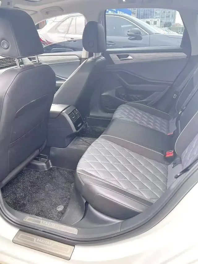 2023 Volkswagen Sagitar 1.5T 160HP L4 7DCT,autocango,china used car exporter,china ev exporter,chinese used car exporter,chinese used ev exporter