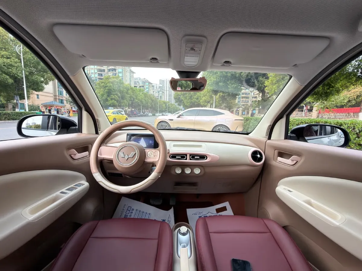 2025 WuLing HongGuang MINI EV BEV 16.2KWH,autocango,china used car exporter,china ev exporter,chinese used car exporter,chinese used ev exporter