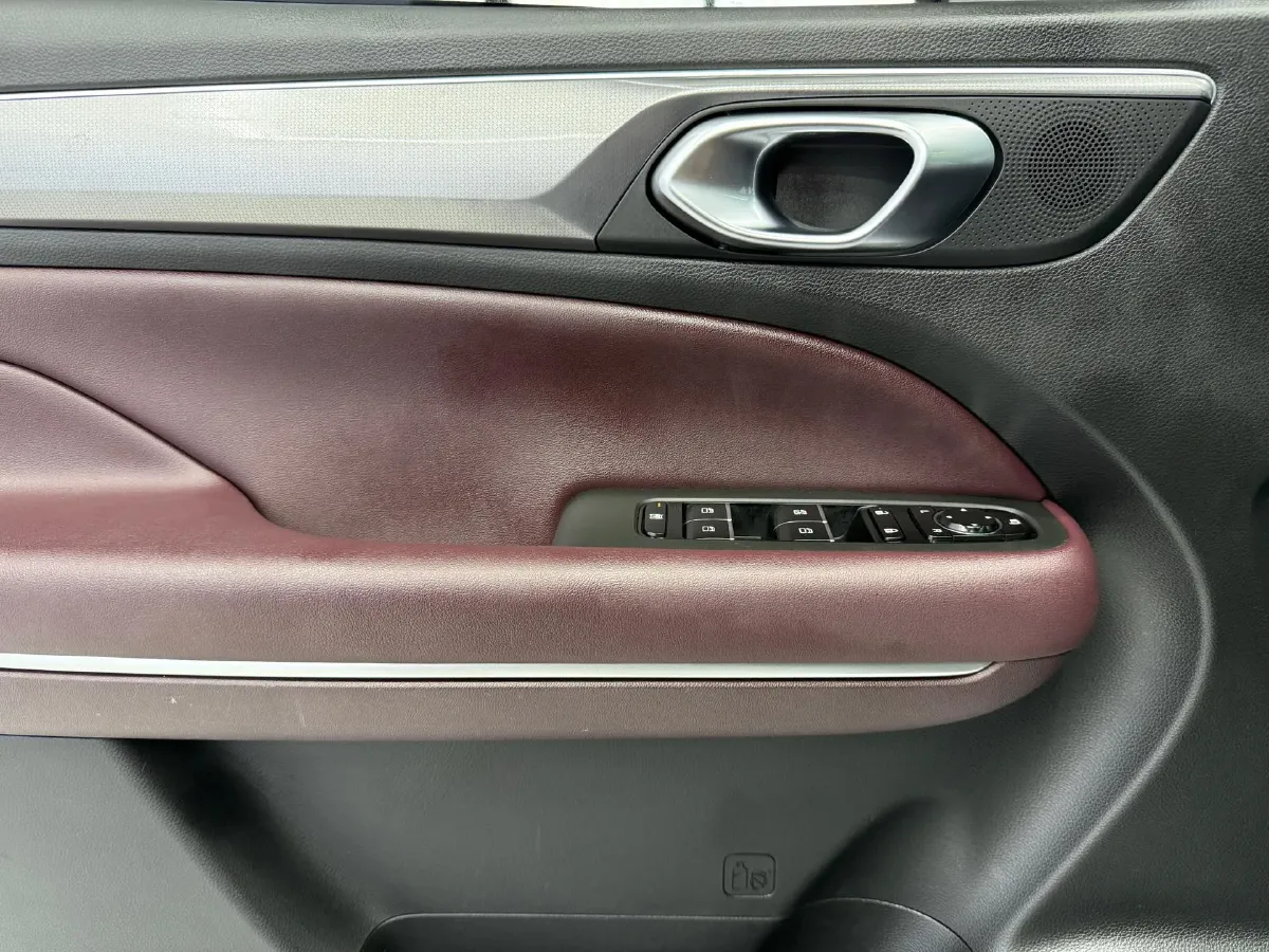 2021 GAC Trumpchi M6 1.5T 169HP L4 6AT,autocango,china used car exporter,china ev exporter,chinese used car exporter,chinese used ev exporter