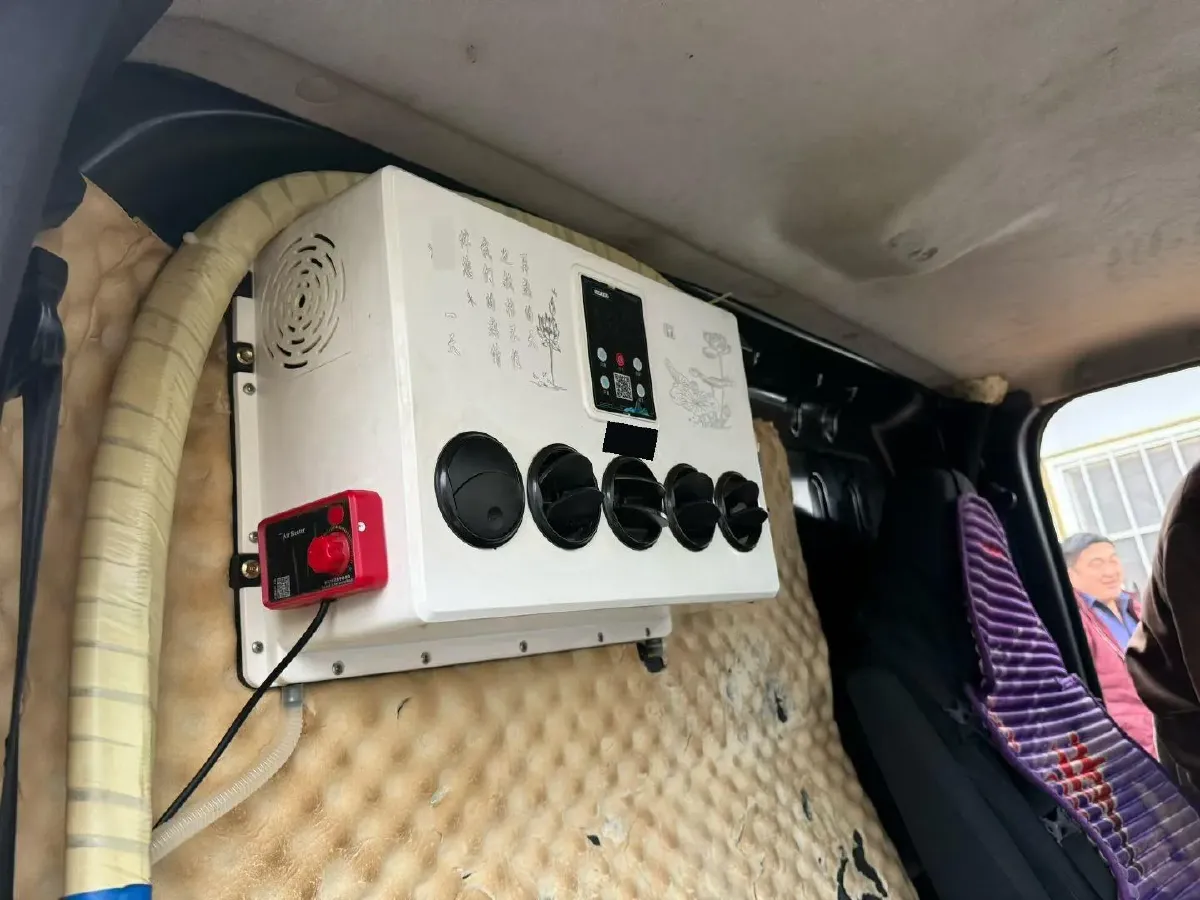 2023 Ford Transit 2.0T 220HP L4 5MT,autocango,china used car exporter,china ev exporter,chinese used car exporter,chinese used ev exporter