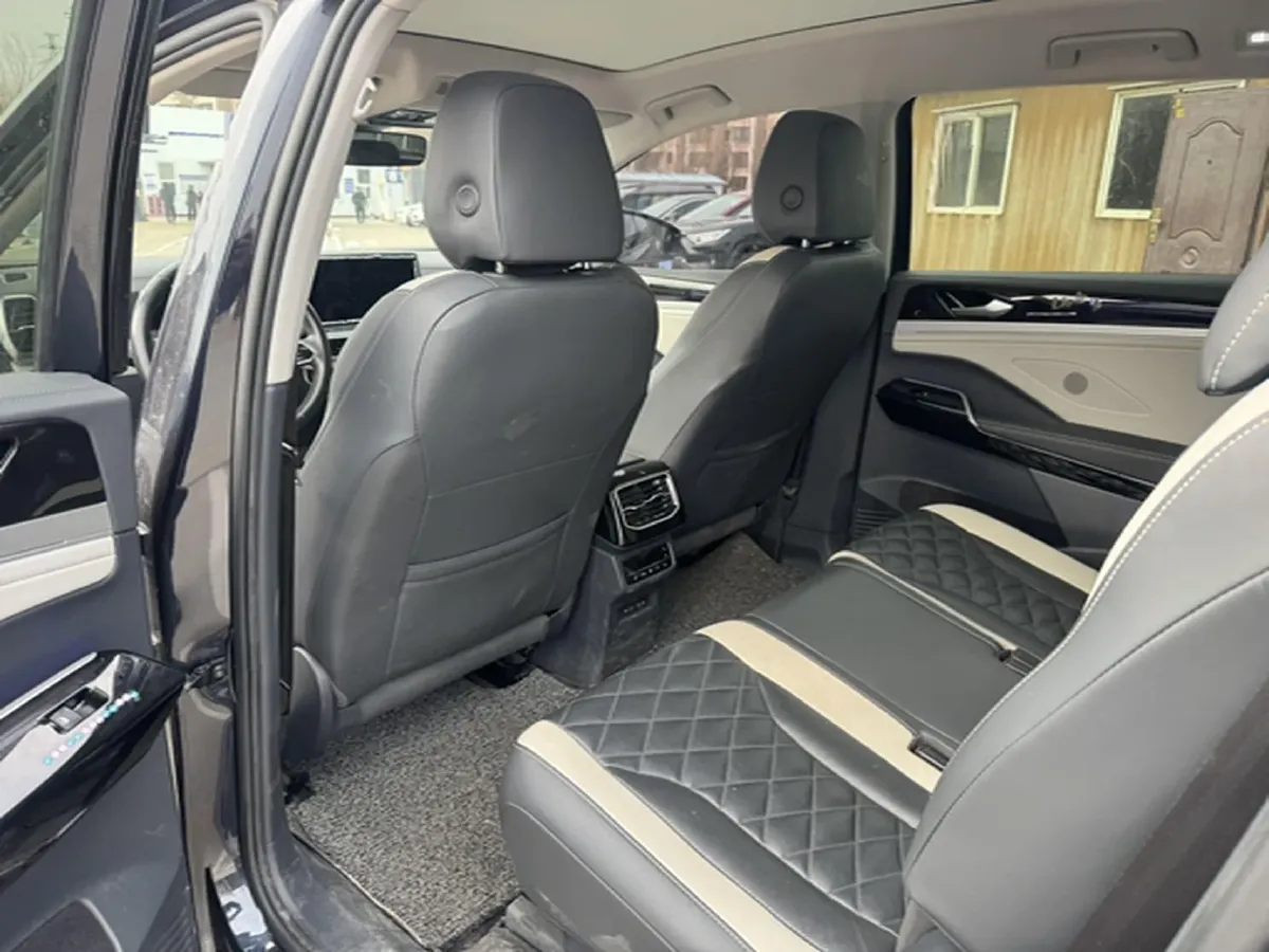 2022 ARCFOX αT BEV 94.5KWH,autocango,china used car exporter,china ev exporter,chinese used car exporter,chinese used ev exporter