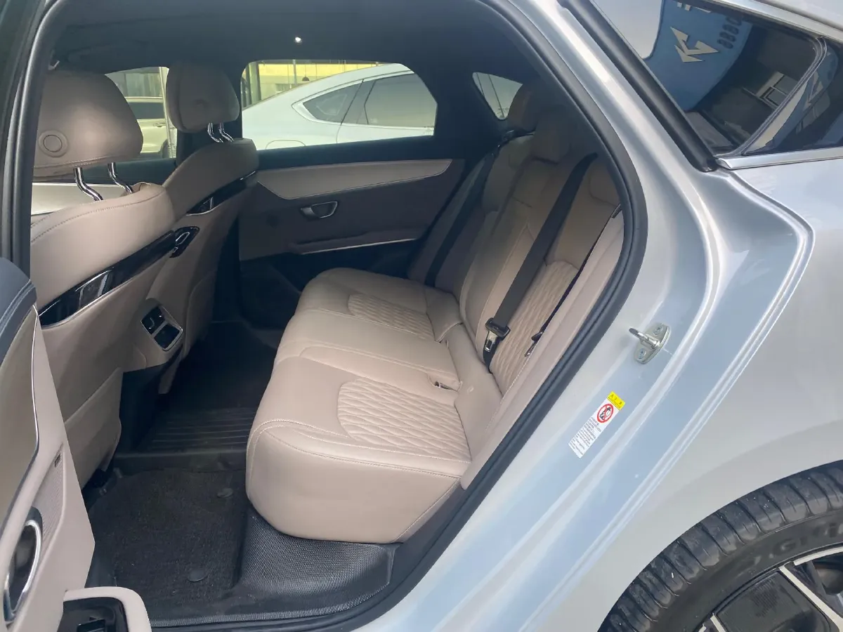 2024 BYD Han BEV 72KWH,autocango,china used car exporter,china ev exporter,chinese used car exporter,chinese used ev exporter