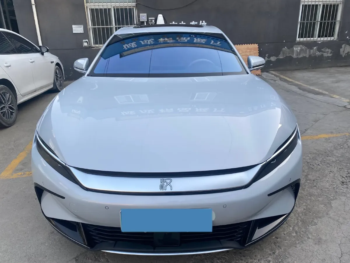 2024 BYD Han BEV 72KWH,autocango,china used car exporter,china ev exporter,chinese used car exporter,chinese used ev exporter