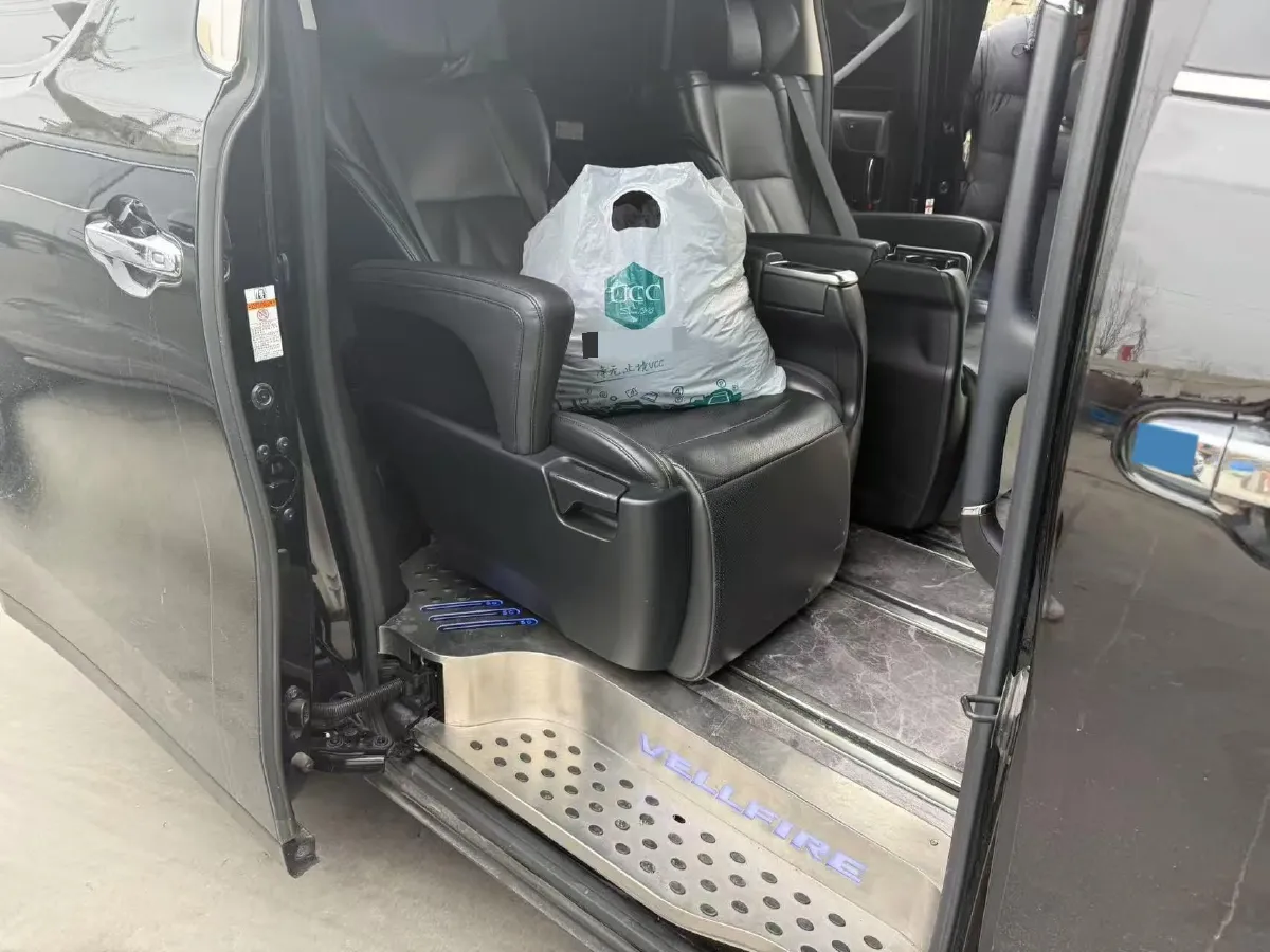 2021 Toyota Vellfire 2.5L 117HP L4 E-CVT Hybrid,autocango,china used car exporter,china ev exporter,chinese used car exporter,chinese used ev exporter